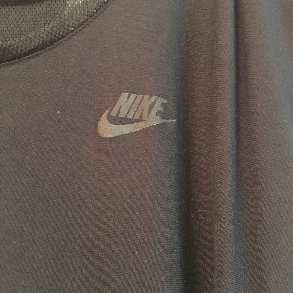 Nike Tank Top - Picture 2 of 8